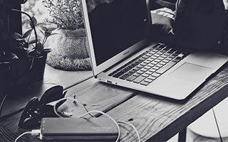 开云体育下载-美媒：莱昂纳德已与保罗接触 CP3尚未拒绝加盟太阳