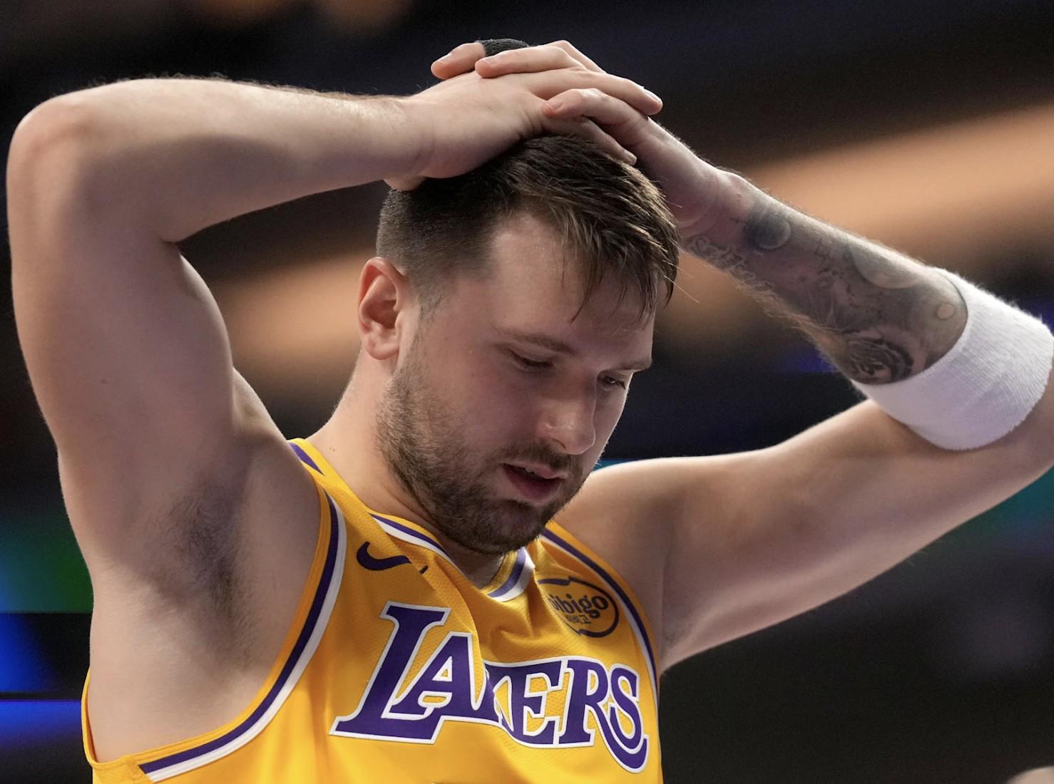 开云体育下载-雷迪克：东契奇腿筋酸痛会接受检查，目前判断伤势还为时过早