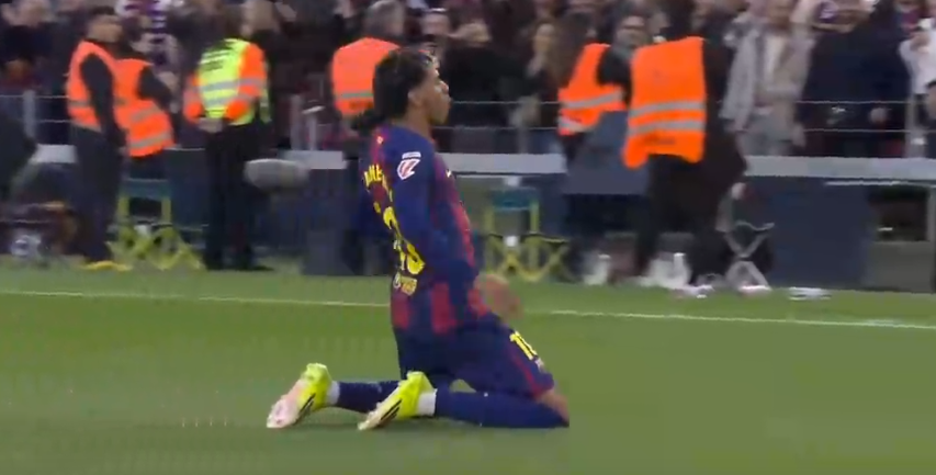 开云app-远射世界波！亚马尔滑跪庆祝，创西甲单季纪录，5场连造6球